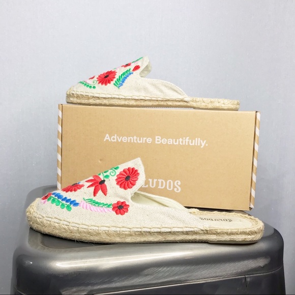 ▪️Soludos▪️Ibiza Embrodiered Mules - Picture 2 of 6